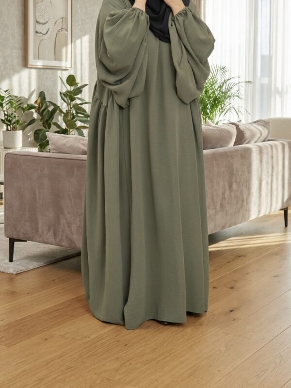Abaya Jazz Élégance – Fluidité et Raffinement au Quotidien
